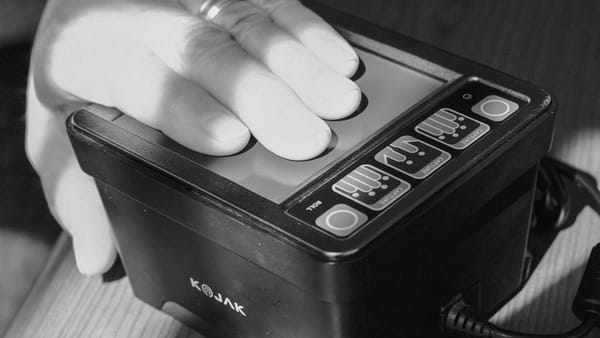 Kojak ten-print livescan fingerprint scanner